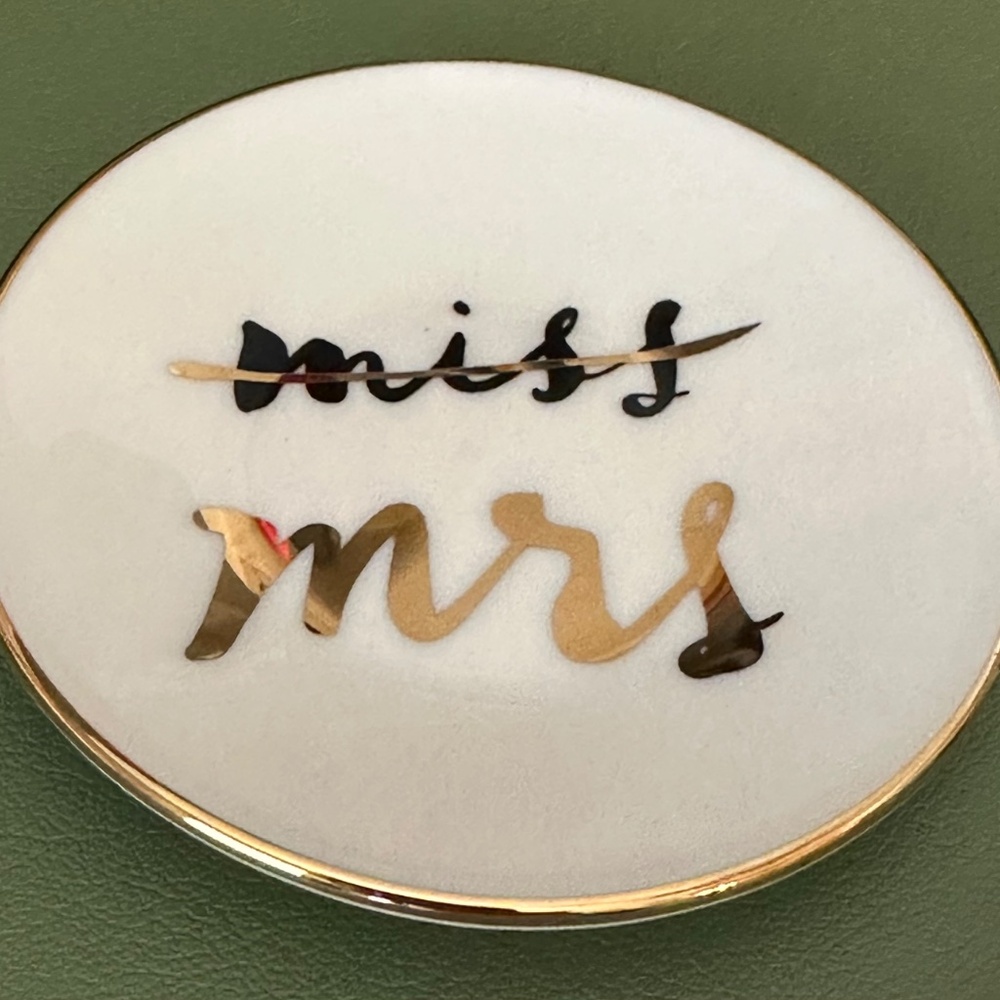 Kate Spade by Lenox "Bridal Party" "Miss to Mrs." Ring Dish